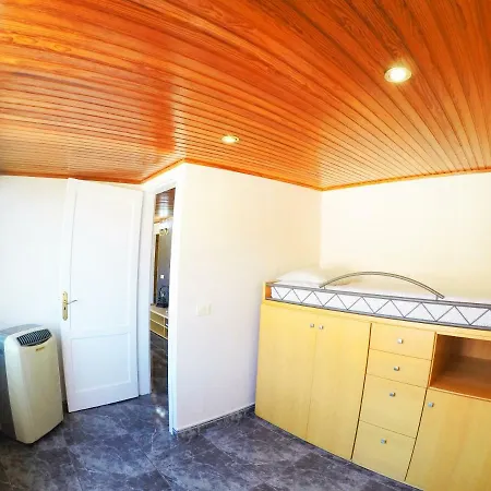 Nue Penthouse With Mountains And Sea Views Apartment *